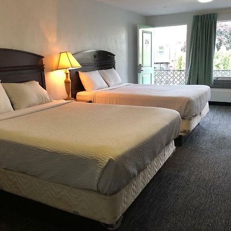 Portland Super Value Inn Экстерьер фото